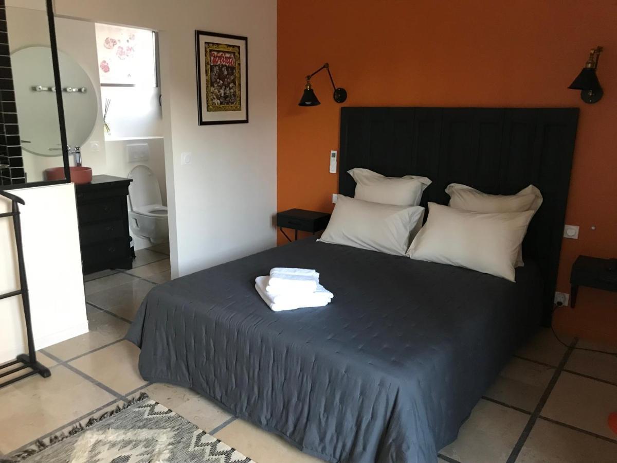 La Casa Sanills Hotel Saint-Hippolyte  ภายนอก รูปภาพ