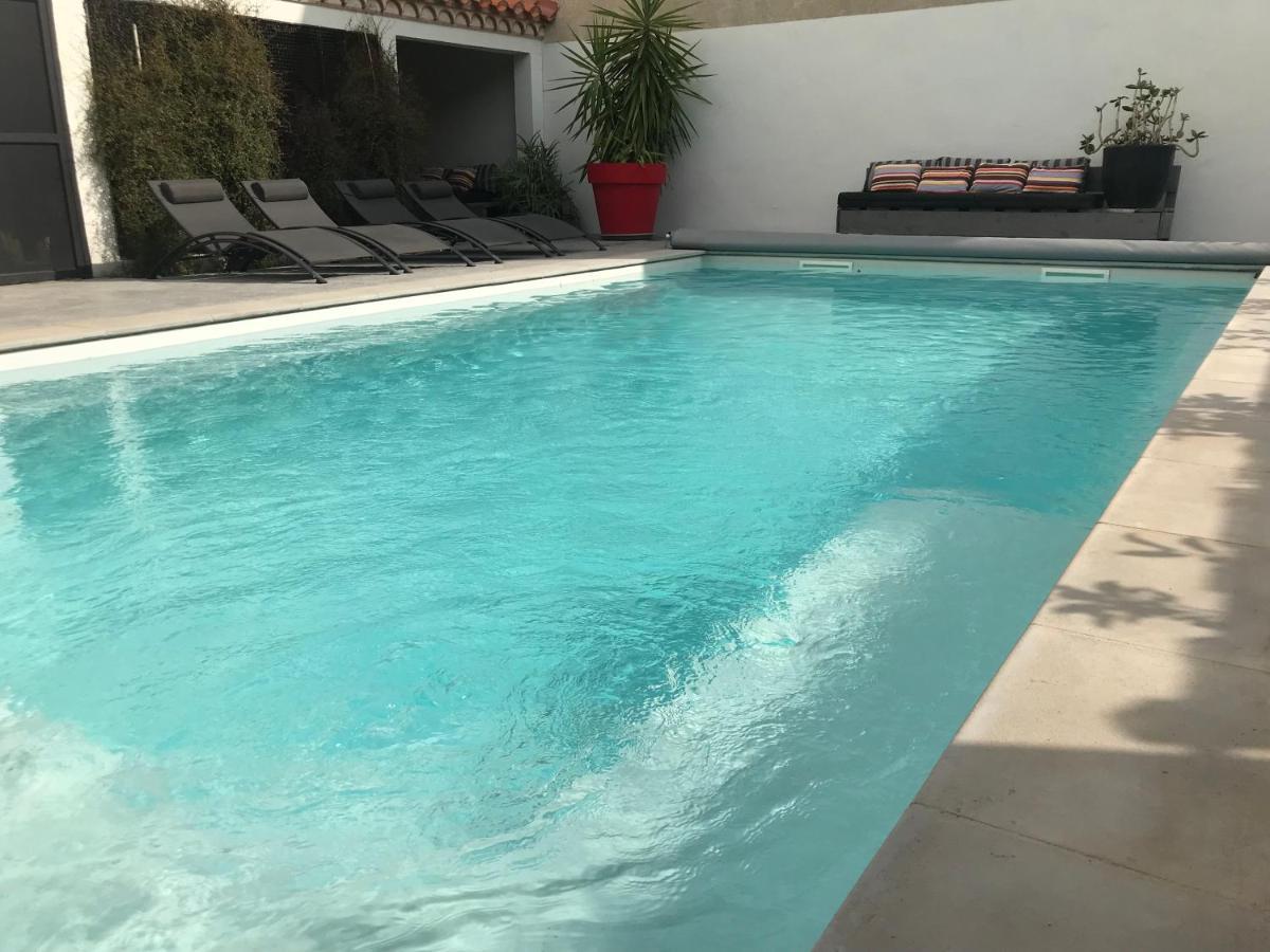 La Casa Sanills Hotel Saint-Hippolyte  ภายนอก รูปภาพ