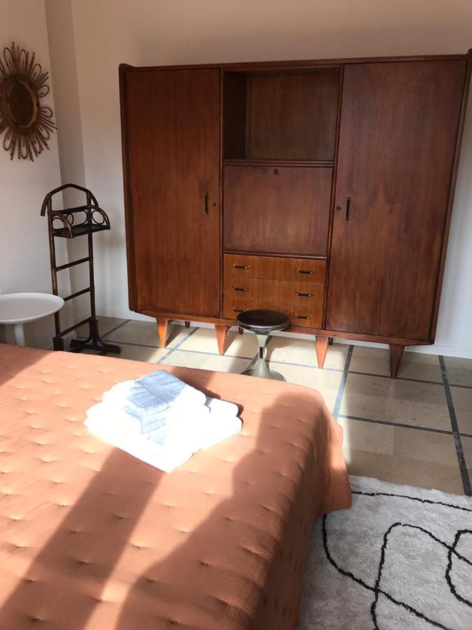 La Casa Sanills Hotel Saint-Hippolyte  ภายนอก รูปภาพ